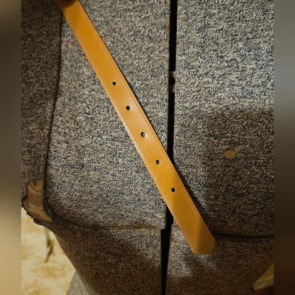 Vintage 1980s Metallic Gold Belt - Picture 6 of 7